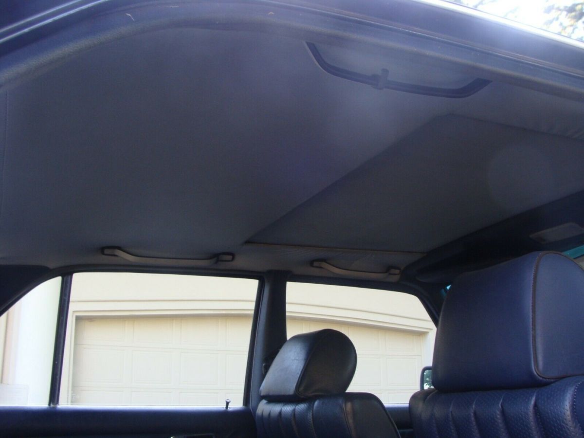 1984 Mercedes-Benz 300-Series - photo 11