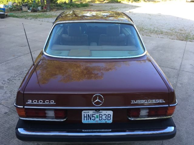 1984 Mercedes-Benz 300-Series - photo 3