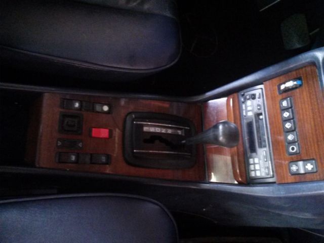 1984 Mercedes-Benz 300-Series 2 door turbo diesel coupe - photo 13