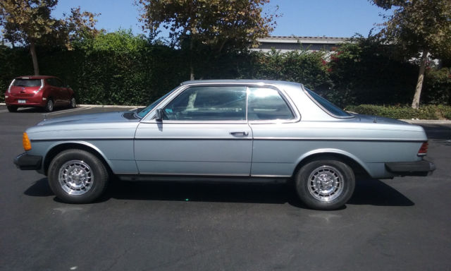 1984 Mercedes-Benz 300-Series 2 door turbo diesel coupe - photo 2