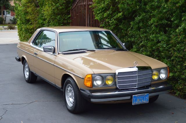 1984 Mercedes-Benz 300-Series 2 door coupe - photo 11