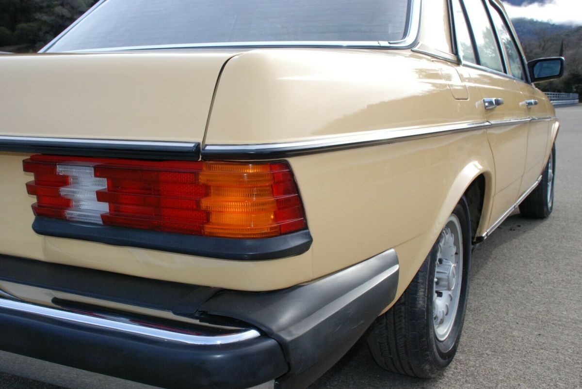 1984 Mercedes-Benz 300-Series European - photo 7