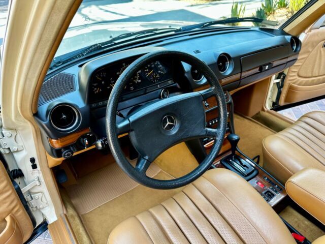 1984 Mercedes-Benz 300-Series 300D turbo diesel w123 240D w126 300sd w115 - photo 10