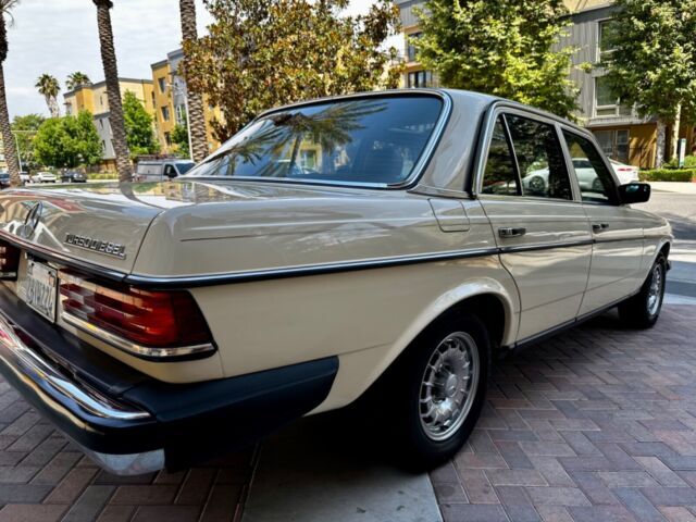 1984 Mercedes-Benz 300-Series 300D turbo diesel w123 240D w126 300sd w115 - photo 7