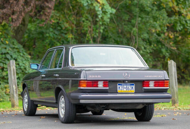 1984 Mercedes-Benz 300-Series 300D TURBO DIESEL I5 LOW 111K mi Southern CARFAX - photo 5