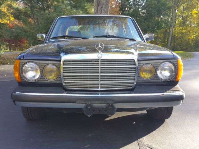 1984 Mercedes-Benz 300-Series 300D - photo 2