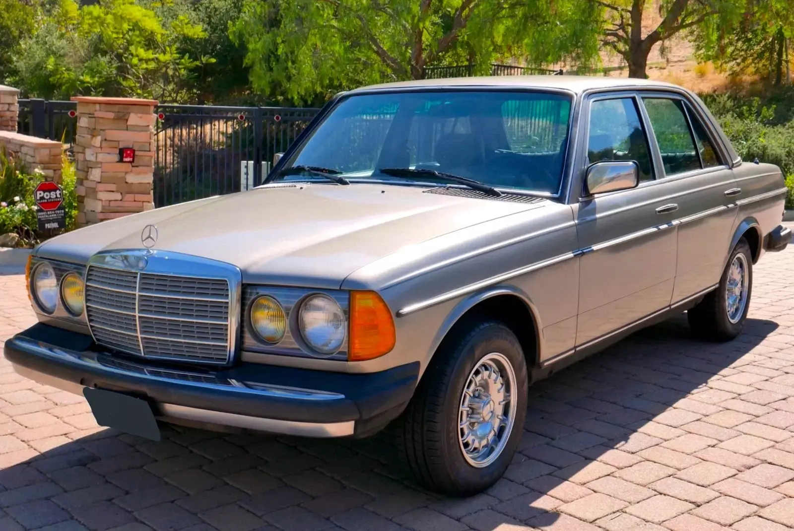 1984 Mercedes 300D Turbo Diesel W123 in Excellent Condition 1984 Mercedes-Benz 300-Series