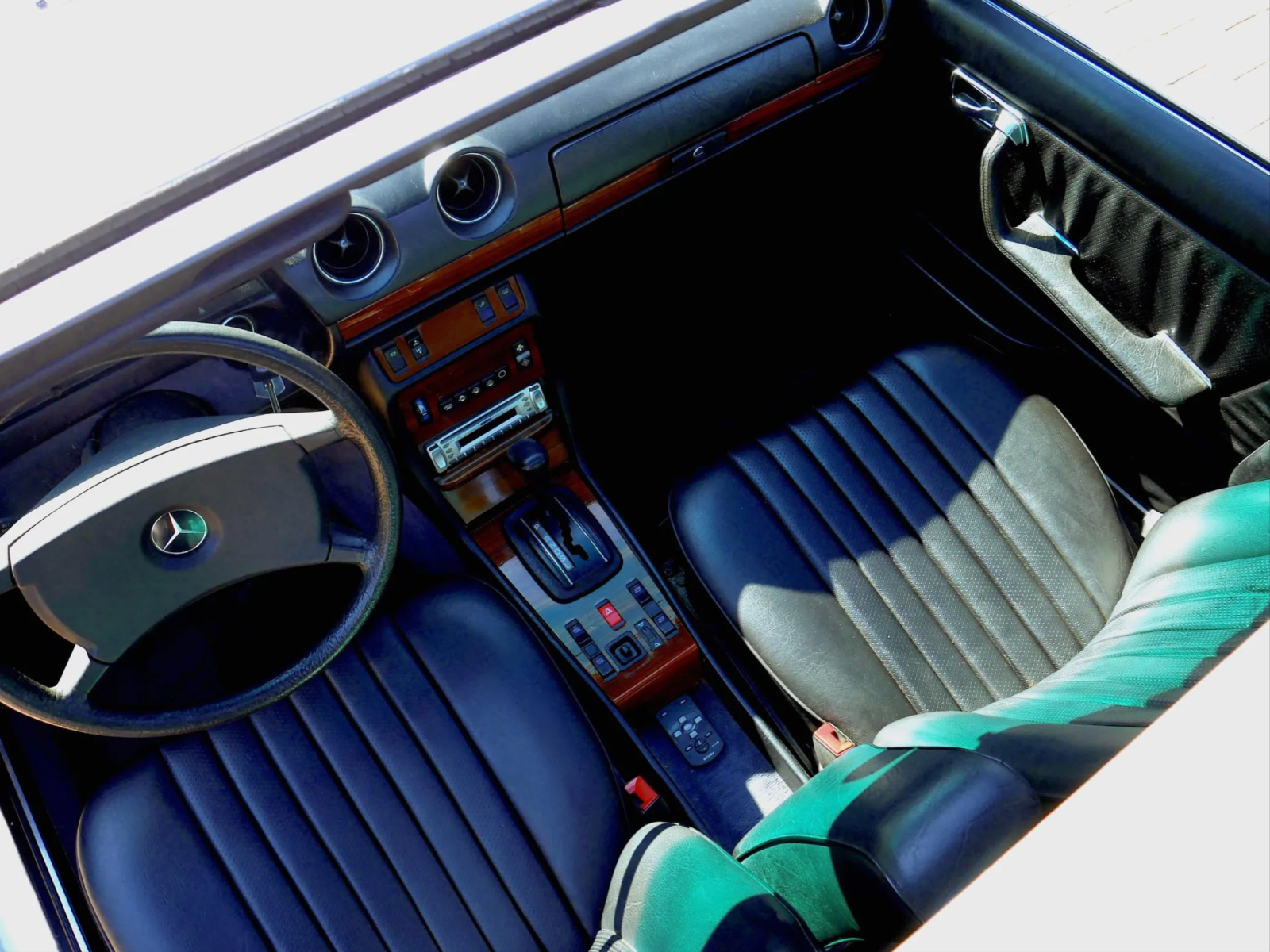 1984 Mercedes-Benz 300-Series - photo 9