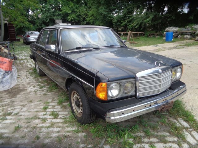 1984 Mercedes-Benz 300-Series 300D Turbo Diesel - photo 3