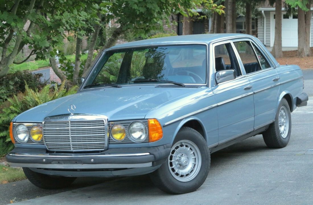 1984 Mercedes 300D Turbodiesel - CLEAN, GREAT-DRIVING BOULAVARD CRUISER 1984 Mercedes-Benz 300-Series