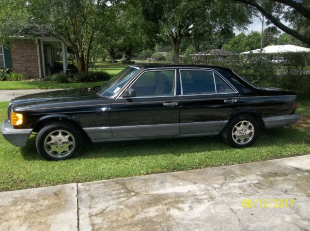 1984 Mercedes 300SD 1984 Mercedes-Benz 300-Series
