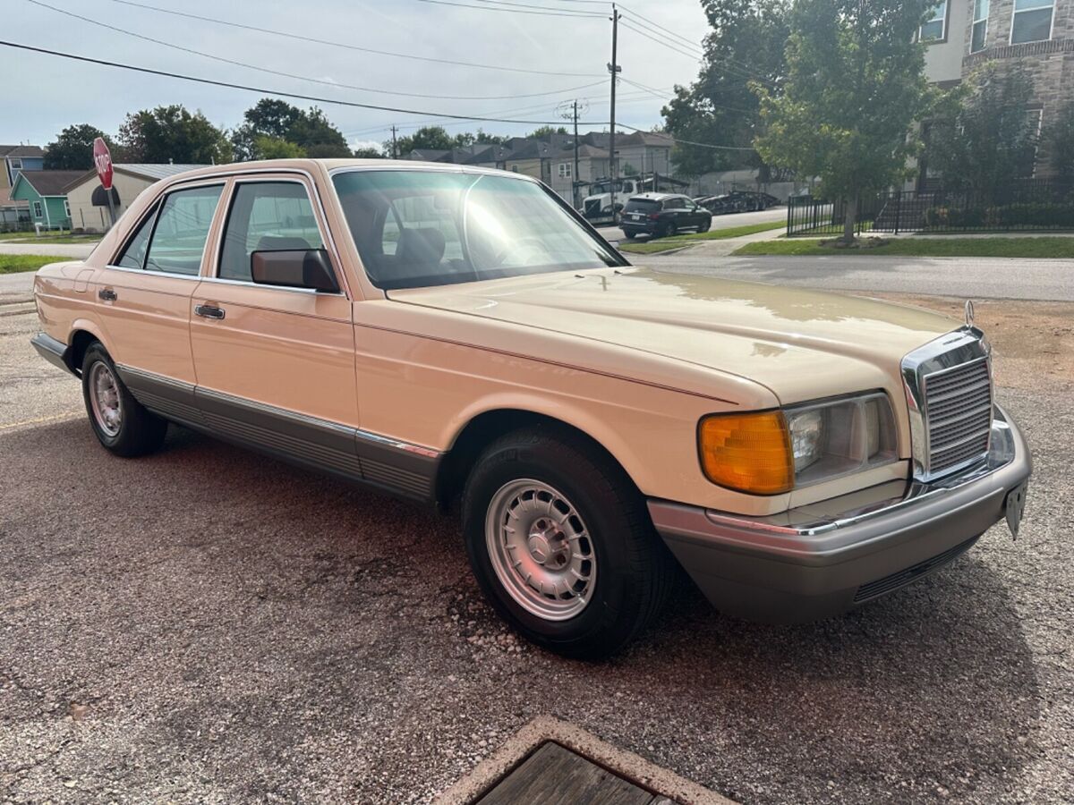 1984 Mercedes-Benz 300-Series - photo 3