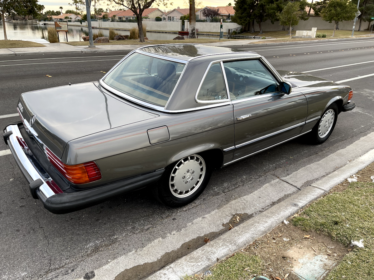 1984 Mercedes-Benz SL-Class - photo 10