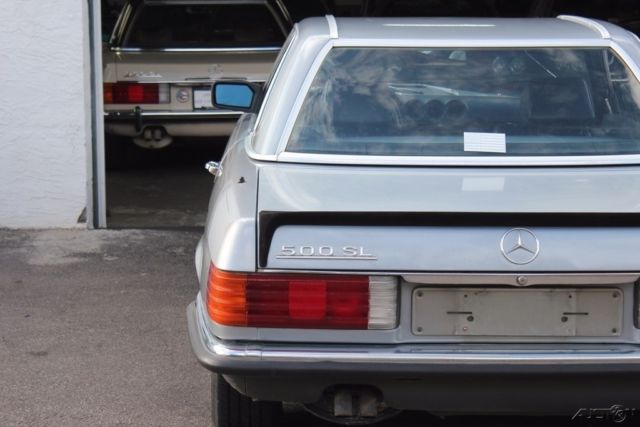 1984 Mercedes-Benz SL-Class convertible - photo 8