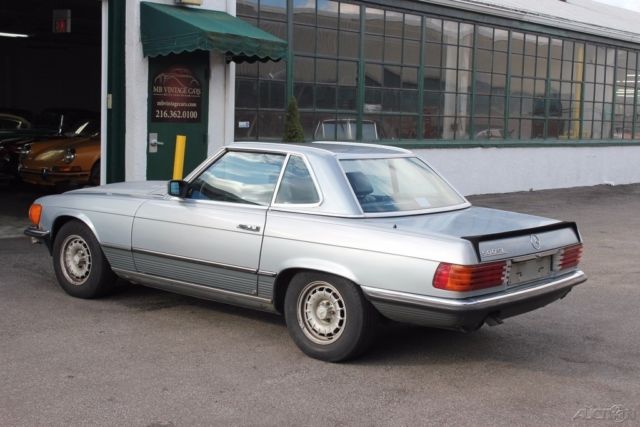 1984 Mercedes-Benz SL-Class convertible - photo 9