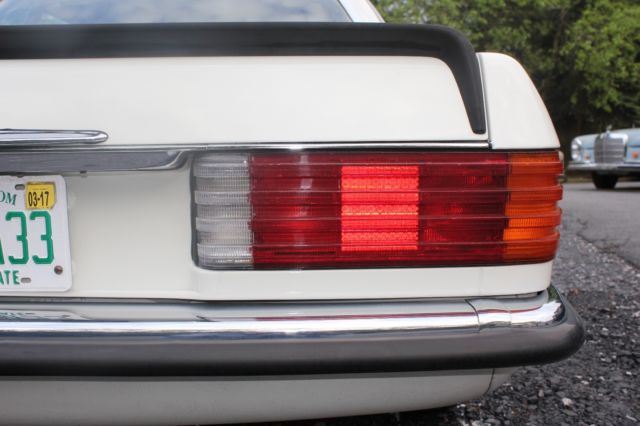 1984 Mercedes-Benz SL-Class 500 SL - photo 12
