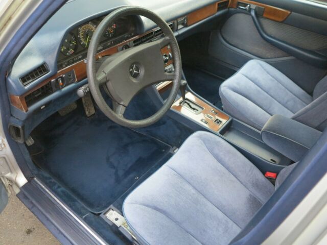 1984 Mercedes-Benz 200-Series 280SE - photo 13