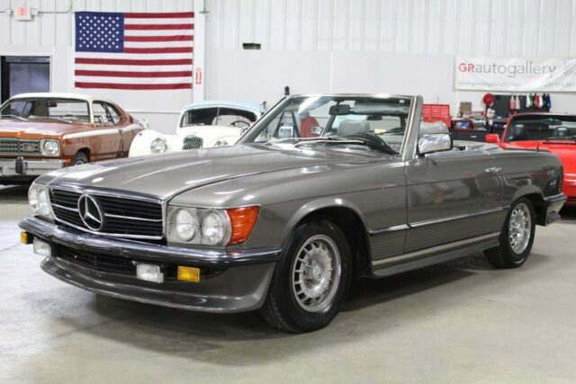 1984 Mercedes-Benz 280SL 111057 Miles Convertible 2.8 I6 Automatic 1984 Mercedes-Benz SL-Class --