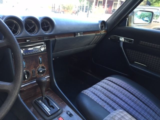 1980 Mercedes-Benz SL-Class DB 930 Silver-Blue Metallic* w. cloth interior. - photo 13