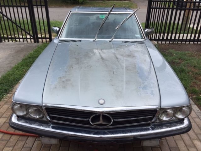 1980 Mercedes-Benz SL-Class DB 930 Silver-Blue Metallic* w. cloth interior. - photo 2