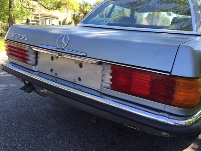 1980 Mercedes-Benz SL-Class DB 930 Silver-Blue Metallic* w. cloth interior. - photo 7