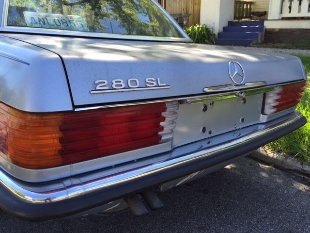 1980 Mercedes-Benz SL-Class DB 930 Silver-Blue Metallic* w. cloth interior. - photo 8