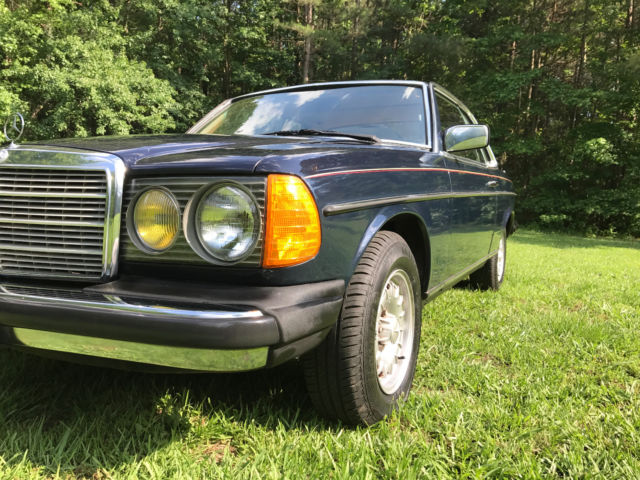 1984 Mercedes-Benz 300-Series 300cd - photo 10