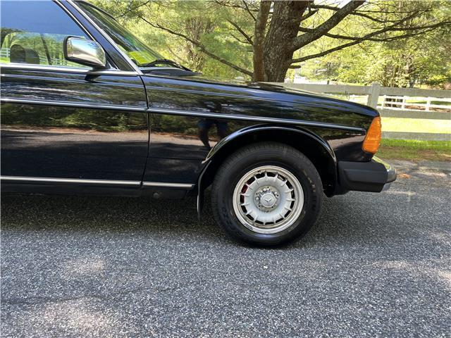 1984 Mercedes Benz 300 CD Turbodiesel - photo 9