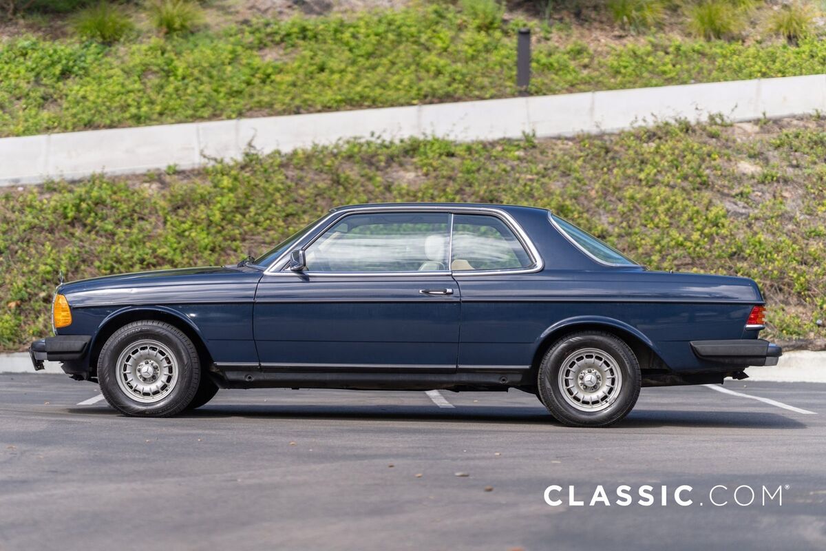 1984 Mercedes-Benz 300-Series 300 CD - photo 8
