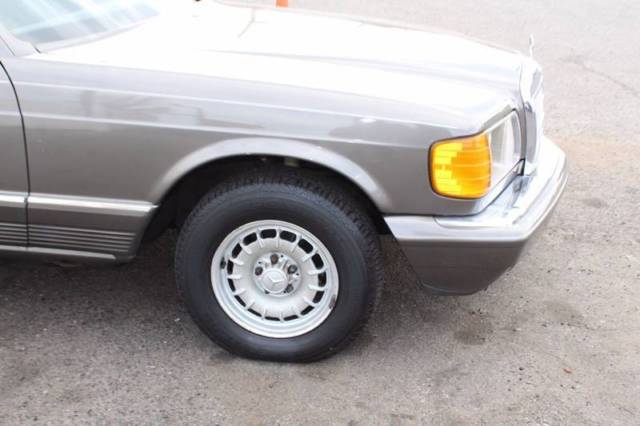 1984 Mercedes-Benz S-Class 300 SD 4dr Turbodiesel Sedan - photo 8
