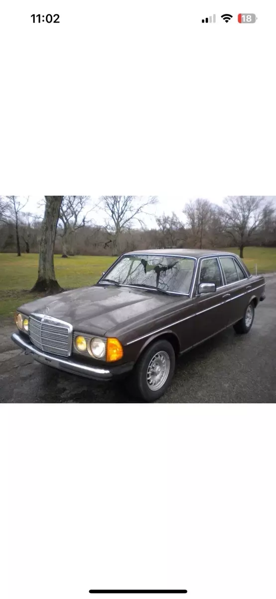 1984 Mercedes-Benz 300 D Brown 300D 1984 Mercedes-Benz 300 D 300D