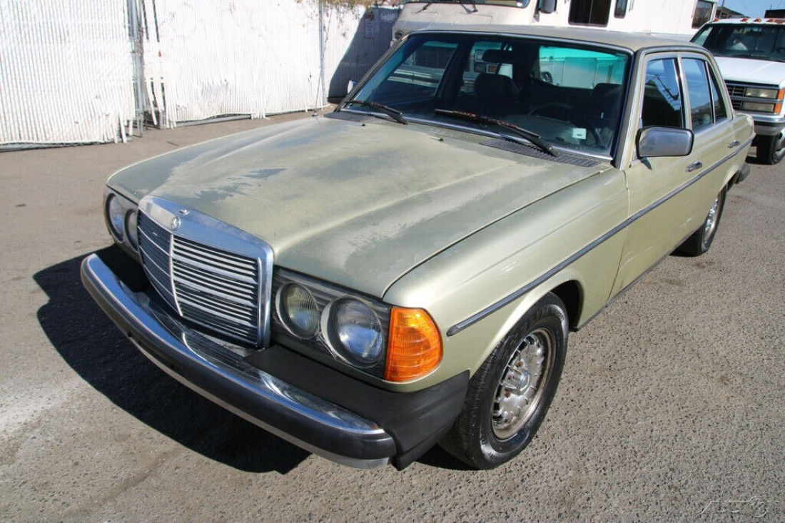 1984 Mercedes-Benz 300-Series 300 D - photo 3