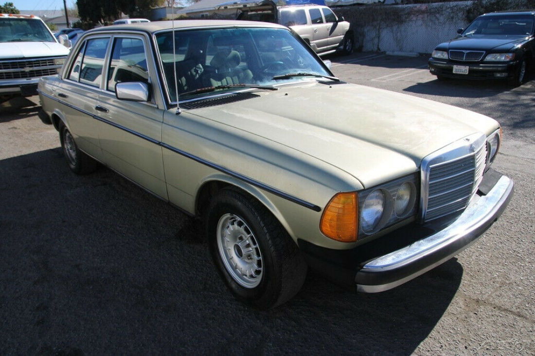 1984 Mercedes-Benz 300-Series 300 D - photo 9