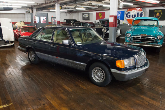 1984 Mercedes Benz 300 SD Turbo Diesel 1984 Mercedes-Benz 300-Series Sedan
