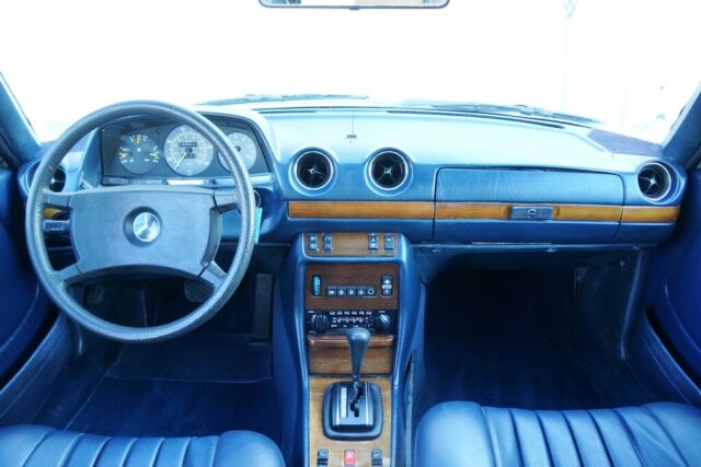 1984 Mercedes-Benz 300-Series 300TD-T  RUNS AND DRIVES GREAT SUPER CLEAN - photo 3