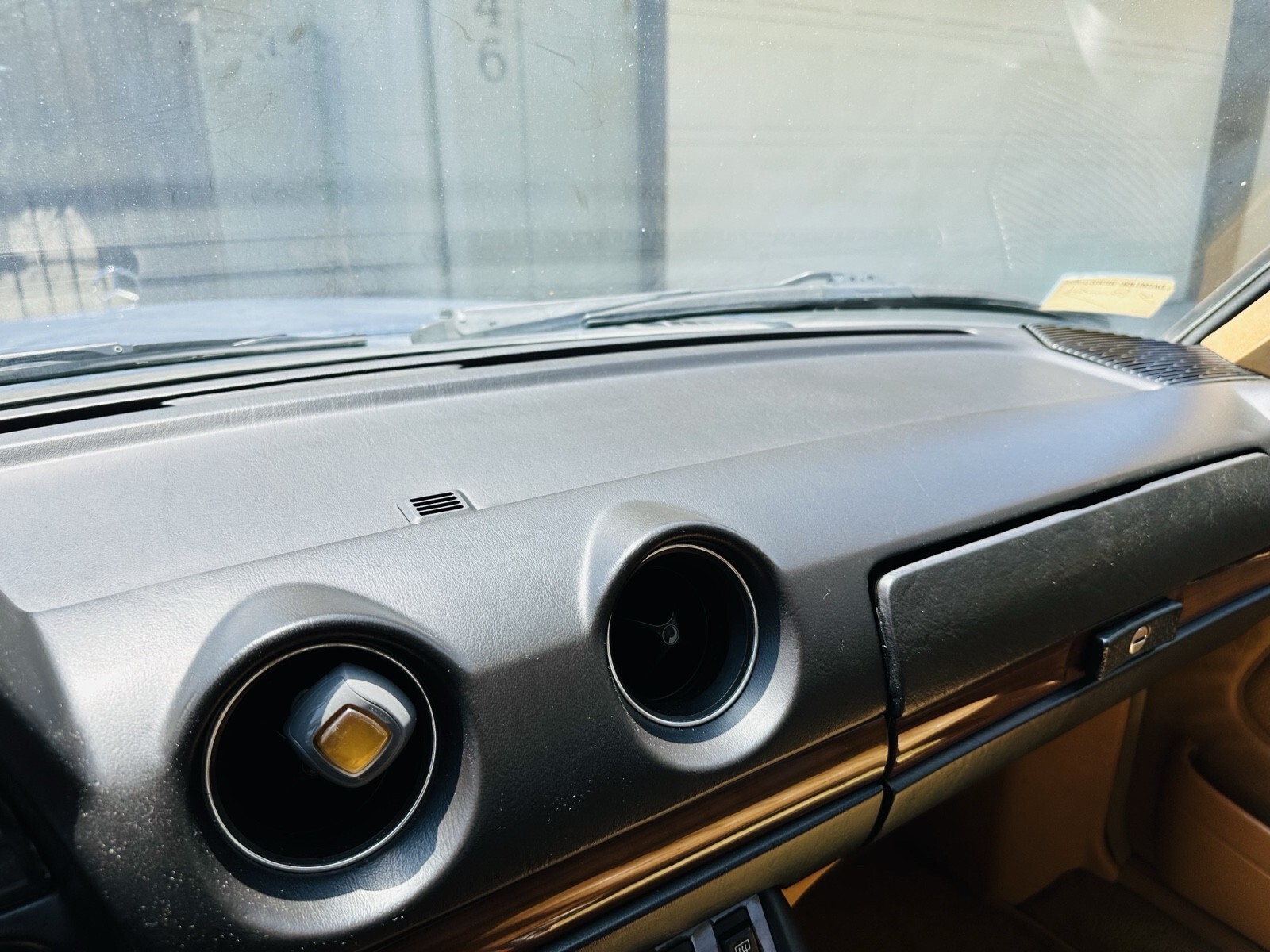 1984 Mercedes-Benz 300-Series DT - photo 7