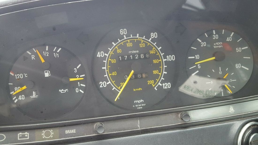 1984 Mercedes-Benz 300-Series CDT - photo 6