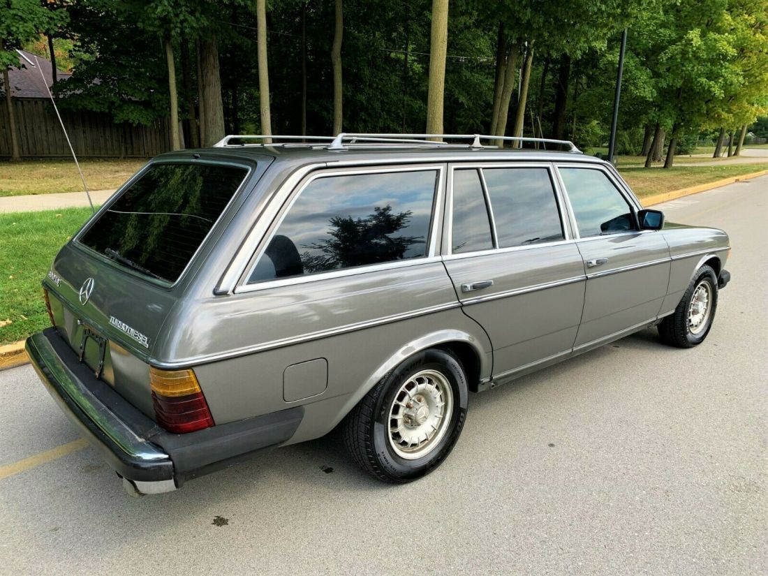 1984 Mercedes-Benz 300-Series *W123*300TD TURBODIESEL DIESEL WAGON*NO RESERVE! - photo 10