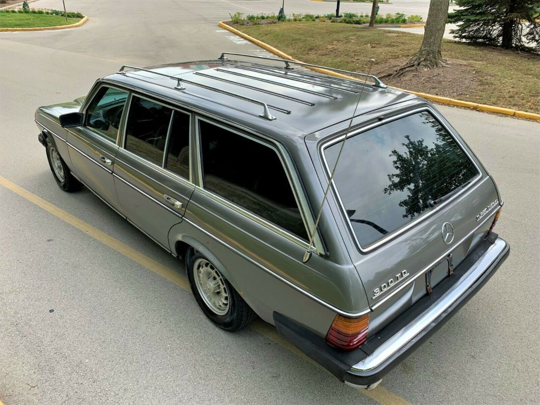 1984 Mercedes-Benz 300-Series *W123*300TD TURBODIESEL DIESEL WAGON*NO RESERVE! - photo 8