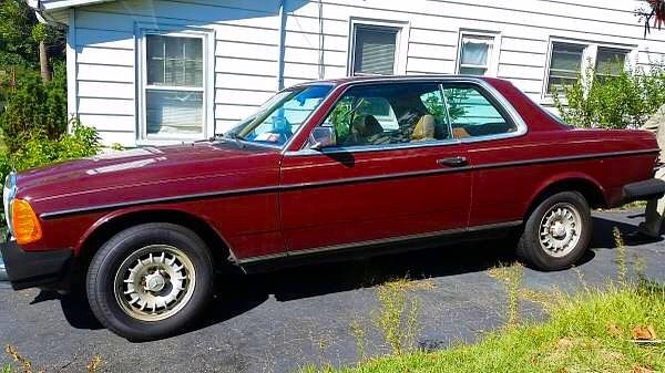 1984 Mercedes-Benz 300CD 1 Owner 148k Mikes Original Paint Nice Car 1984 Mercedes-Benz 300-Series Base Coupe 2-Door