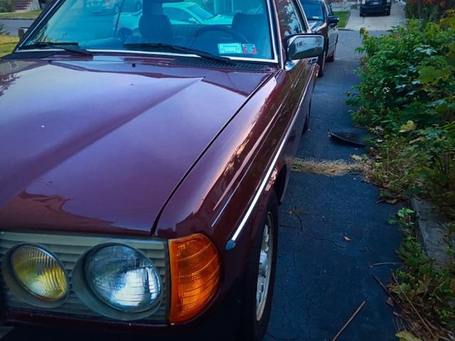 1984 Mercedes-Benz 300-Series Base Coupe 2-Door - photo 6