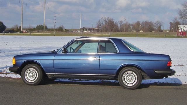 1984 Mercedes-Benz 300-Series - photo 2