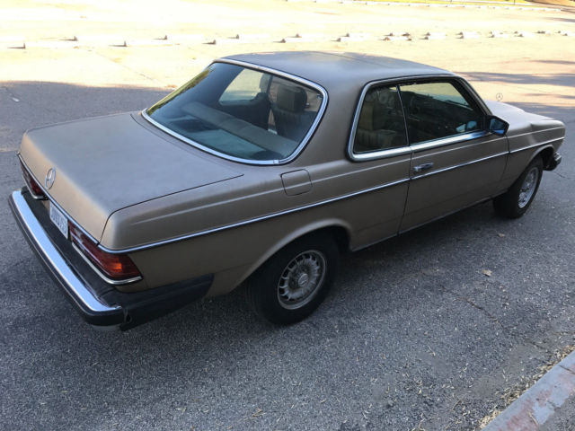 1984 Mercedes-Benz 300-Series - photo 8