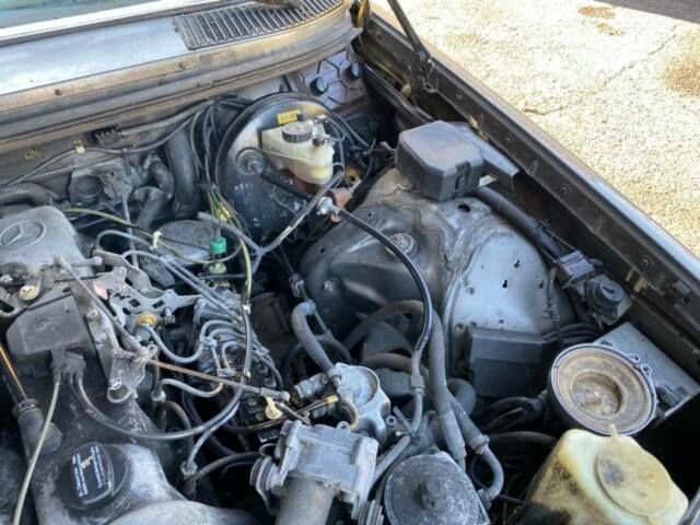 1984 Mercedes-Benz 300-Series 300CD Turbo Coupe CDT Diesel 300CDT 2 Door W123 - photo 10