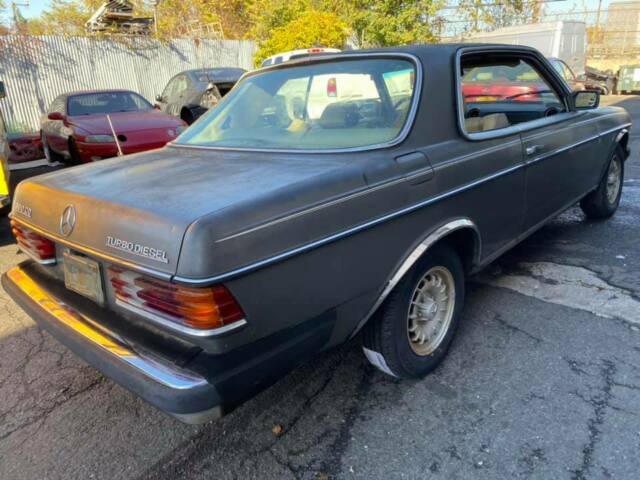1984 Mercedes-Benz 300-Series 300CD Turbo Coupe CDT Diesel 300CDT 2 Door W123 - photo 3