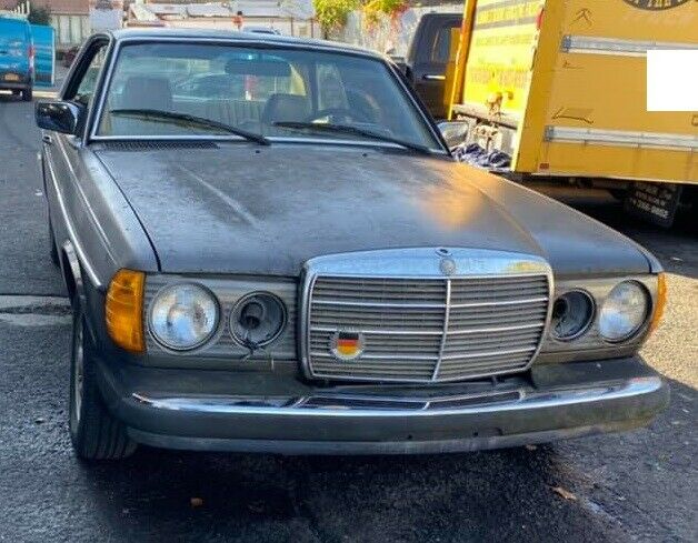 1984 Mercedes-Benz 300-Series 300CD Turbo Coupe CDT Diesel 300CDT 2 Door W123 - photo 8