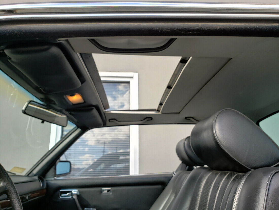 1984 Mercedes-Benz 300-Series 300CD - photo 13