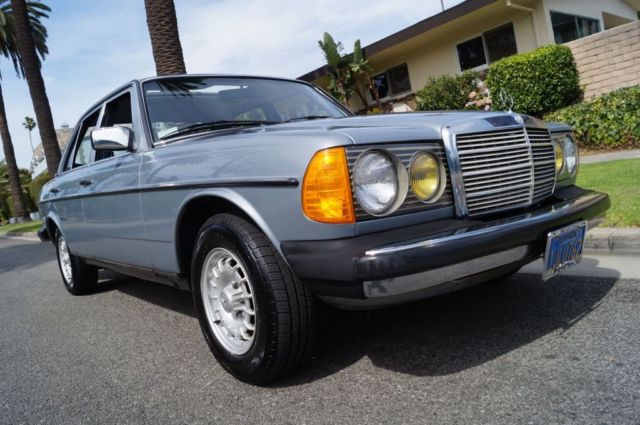 1984 Mercedes-Benz 300-Series 300D - photo 3