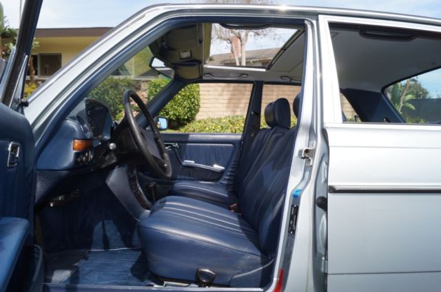 1984 Mercedes-Benz 300-Series 300D - photo 9