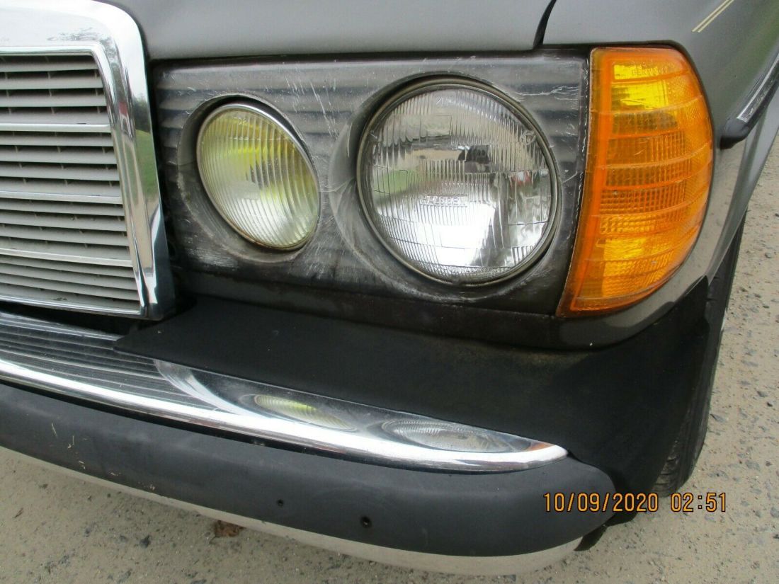 1984 Mercedes-Benz 300-Series 300 DT - photo 10